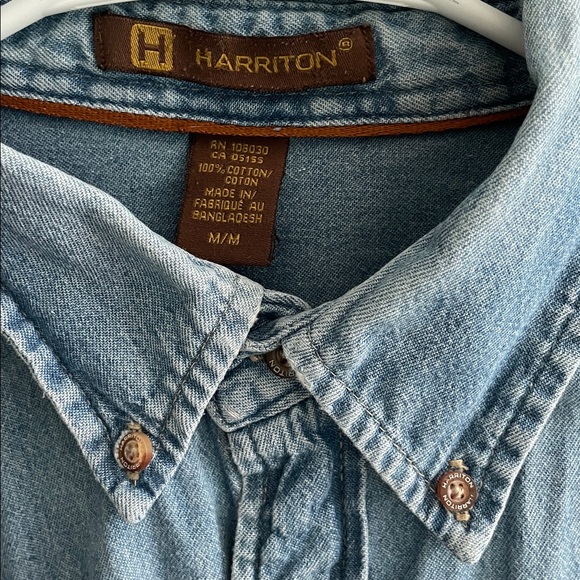 Button down - Picture 2 of 5